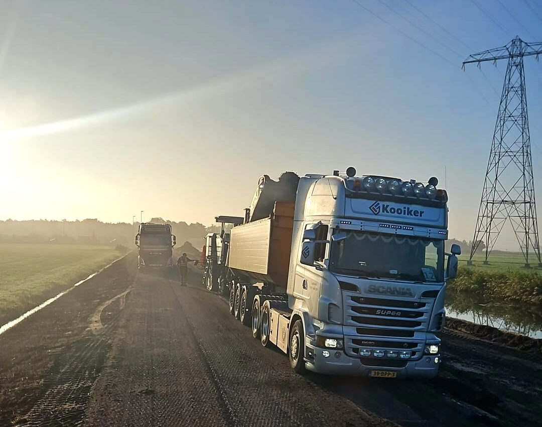 Werkzaamheden aan het asfalt N377